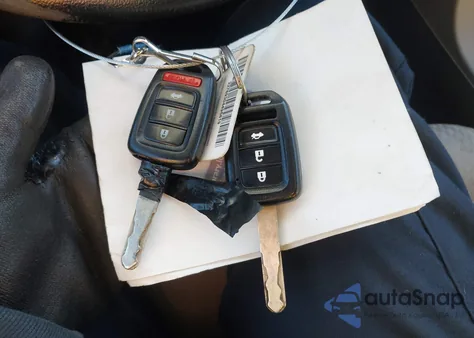 2015 Honda Civic Lx z USA, uszkodzony, nr VIN 19XFB2F53FE031598